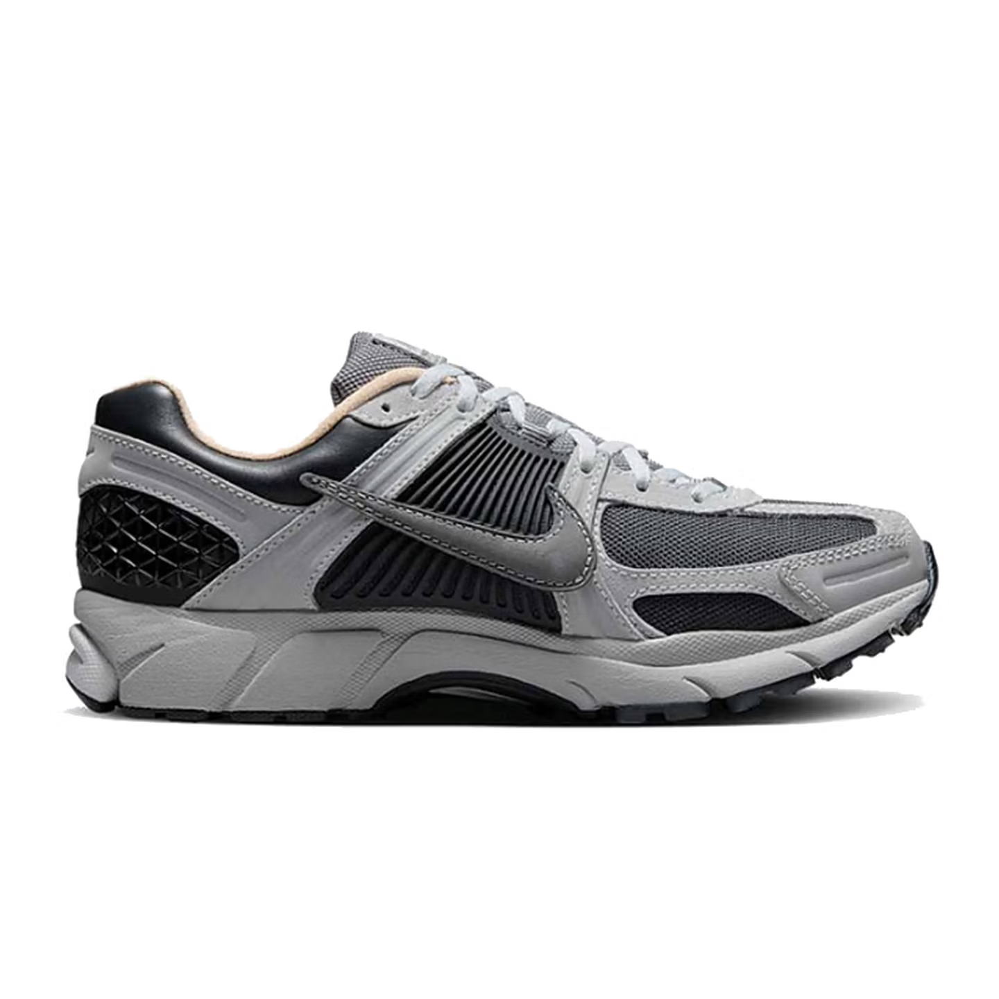 ไนกี้ ซูม โวเมโร 5 รองเท้าวิ่ง - Men'S Shoes Nike Black บทวิจารณ์และราคา